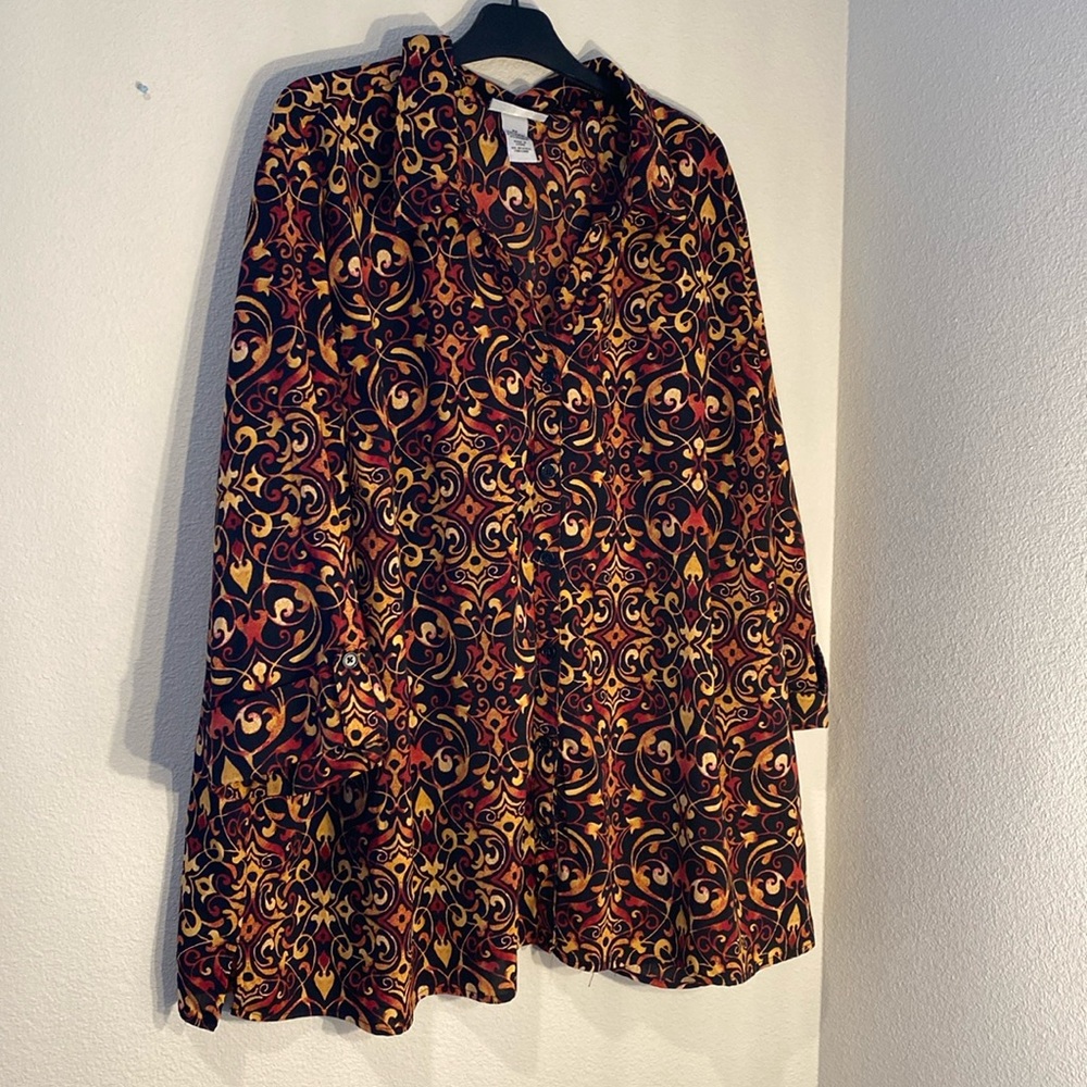Catherine’s V-Neck Button Down w/Roll Tab Sleeves, Women’s size 3X